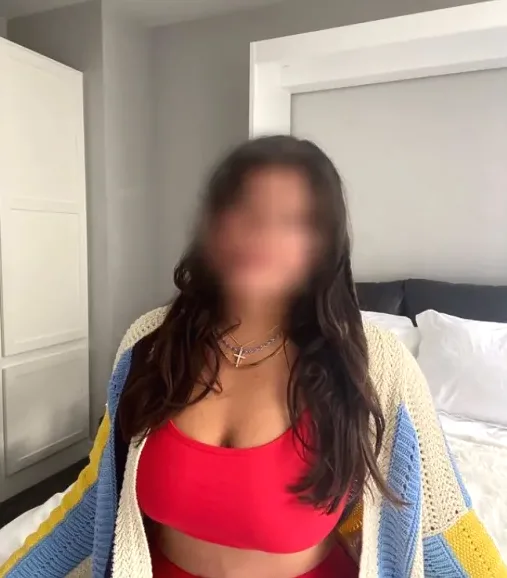 Bianca, 36