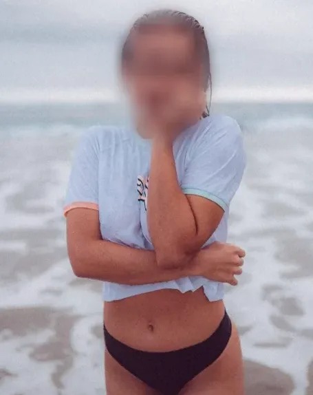 Julia, 36