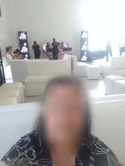 Melina, 36