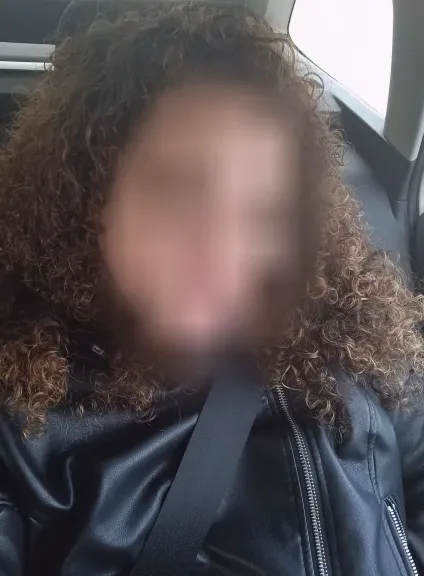 Sophie, 35